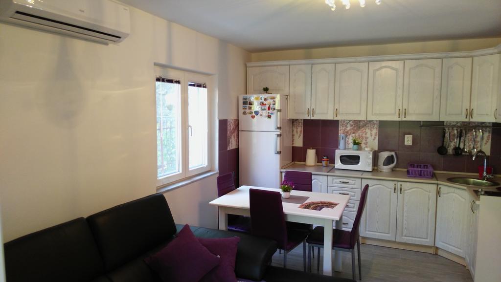 Badza Apartment Kotor Bagian luar foto