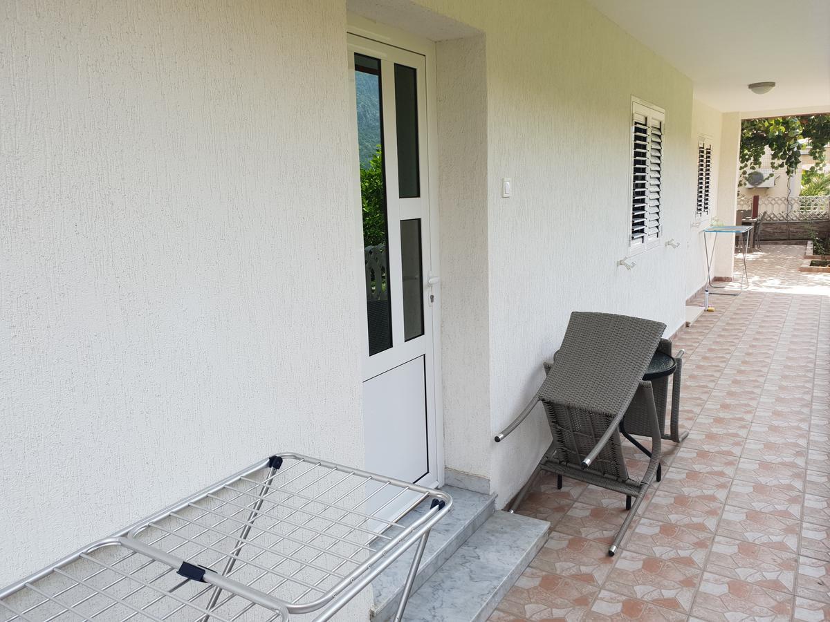 Badza Apartment Kotor Bagian luar foto